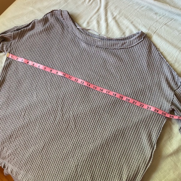 We the Free Free People Gray North Shore Long sleeve Thermal Top - sz M - Picture 11 of 12